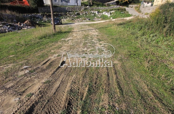 Участок в Рисане - фото