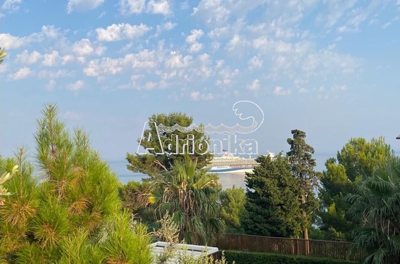 Меблированная вилла в Шушань - фото