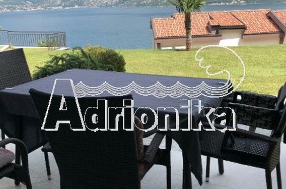 Квартира в Которе - фото