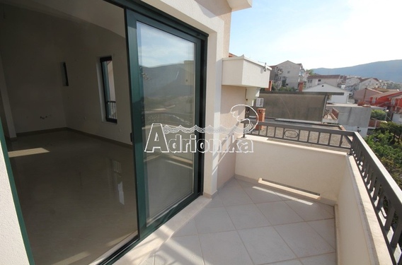 Квартиры в Игало - фото