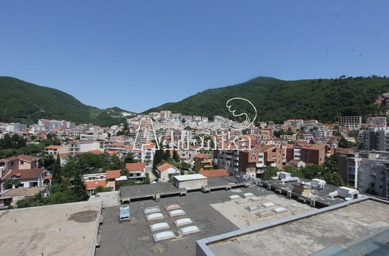 Квартира класса люкс в Будве - фото