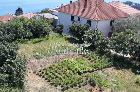 Земельный участок в Ульцине - фото