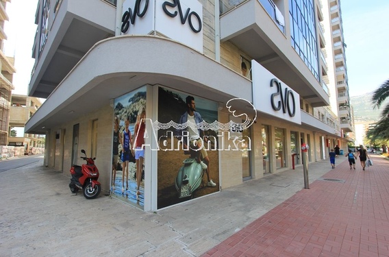 Два коммерческих помещения в Будве - фото