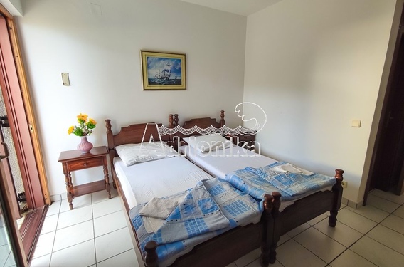 Отель на продажу в Бечичи - фото