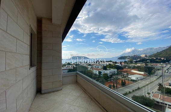 Пентхаус в самом центре Будвы - фото