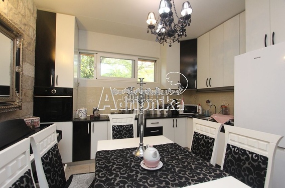 Двухкомнатная квартира в Топле - фото