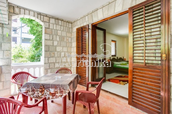 Мини-отель в Будве - фото