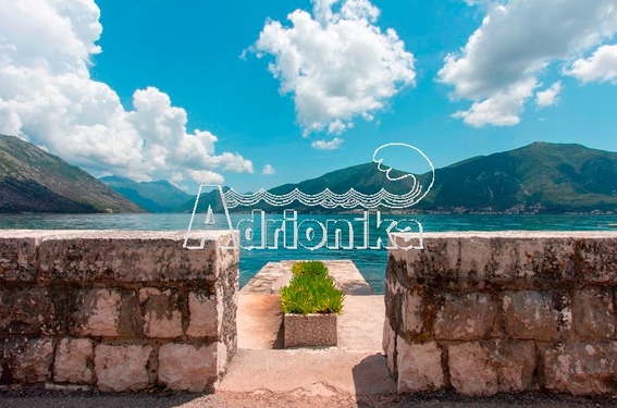 Дом в небольшом месте Люта - фото