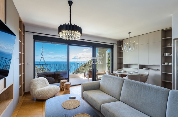 Трехкомнатная квартира с панорамным видом на Свети Стефан - фото