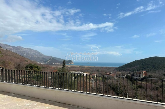 Новая вилла с панорамным видом на море в Булярице - фото