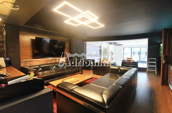 Роскошное коммерческое помещение в Будве - фото