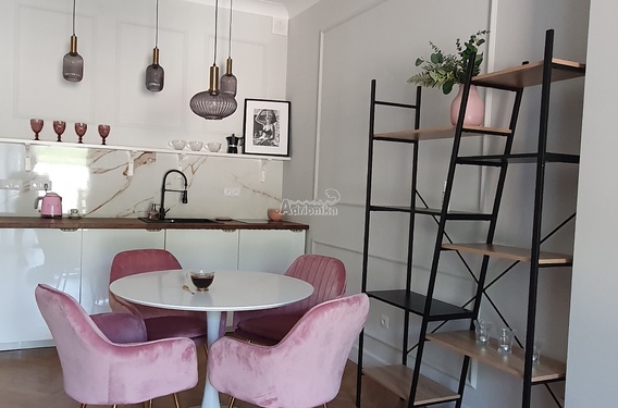 Продается квартира в Будве в комплексе с бассейном - фото