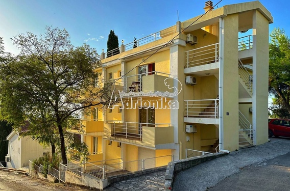 Продается очаровательный отель в живописном городе Бар - фото