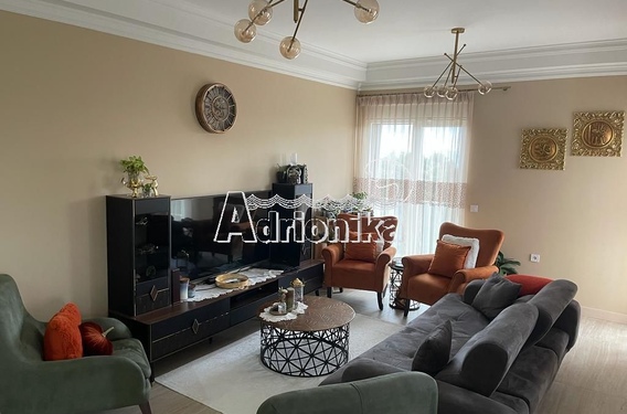 Квартира в новом здании с 4 спальными комнатами в Баре - фото