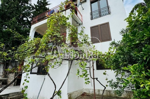 Дом у моря с частным выходом на пляж &ndash; Бар, Добре Воде - фото