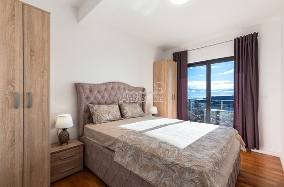 Уютная 2-комнатная квартира с шикарным видом на море в Бечичи - фото