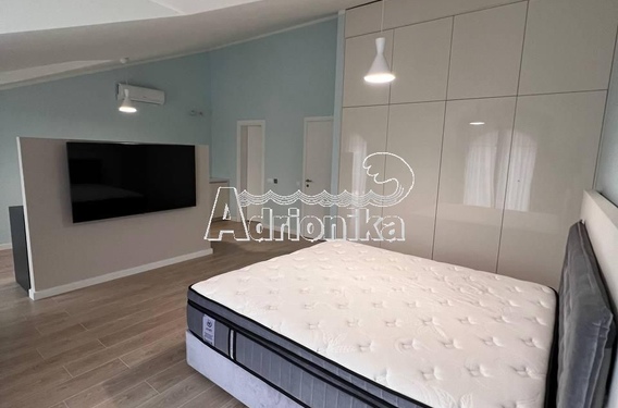 Уютный дом в Ластве - фото