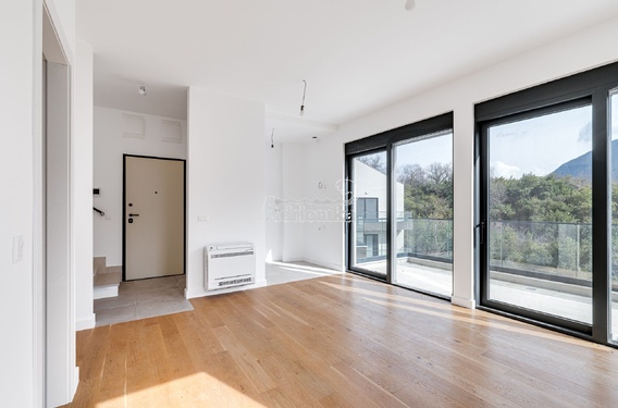 Апартаменты в новостройке премиум класса - фото