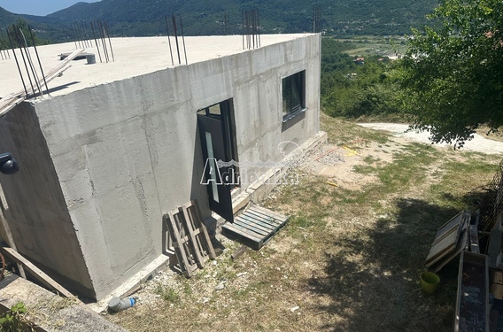 Дом в Герцег-Нови с видом на море - фото