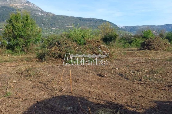 Урбанизированный участок в районе Котора - фото