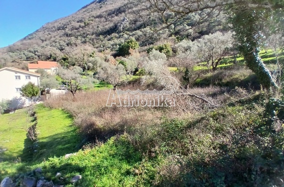 Участок 2.400 м? в Столиве, Котор &ndash; рядом с отелем Hyatt - фото