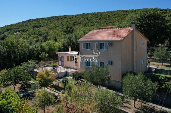 Дом в Ковачах, Котор - фото