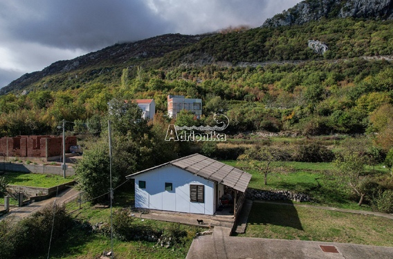 Участок с видом на море и собственным источником воды &ndash; Лапчичи, 1,000 м? - фото