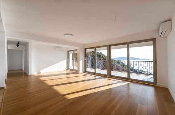 Квартира 160 м? с панорамным видом на море &mdash; Pr?no, Будванская ривьера - фото