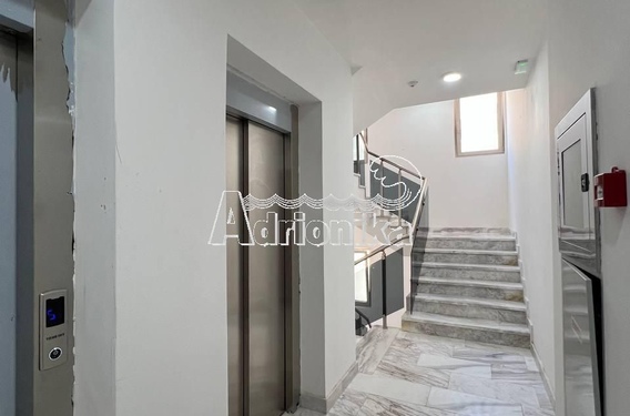 Квартира в новом доме Бечичи 200 метров от Моря - фото