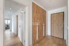 Продаётся просторная квартира с тремя спальнями, видом на море и террасой 40 м?