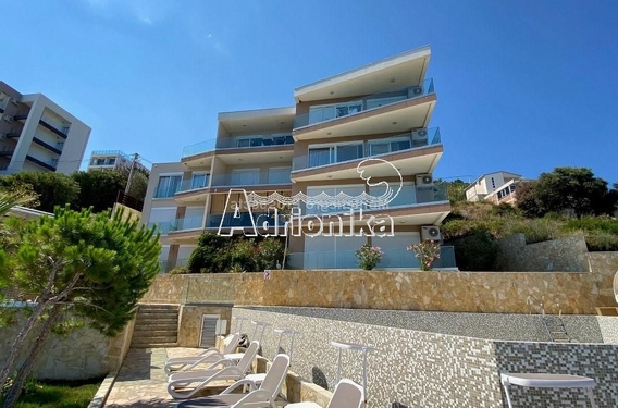 Квартира на первой линии моря, две спальни, Добра Вода - фото