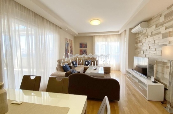 Квартира с тремя спальнями и большой террасой, Бар - фото