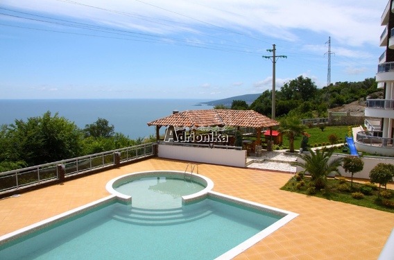 Продажа квартиры в комплексе с бассейном и видом на море, Добра Вода, Бар - фото