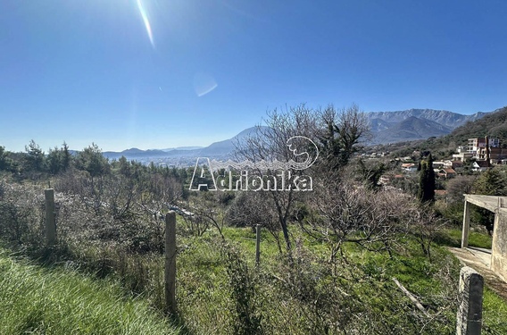 Домик с просторным участком и видом на горы, Витичи, Бар - фото