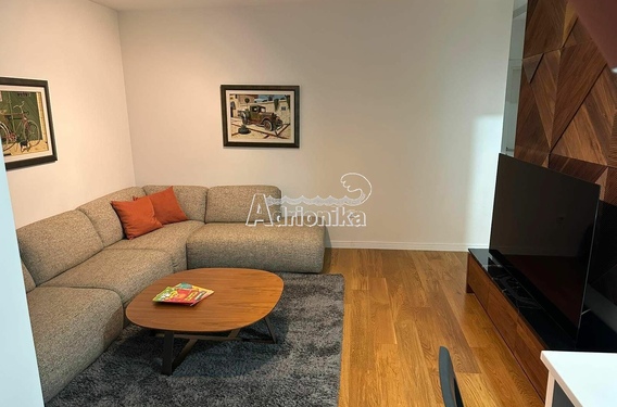 Трёхкомнатная квартира в центре Бара &mdash; 300 м от моря, качественный дом - фото