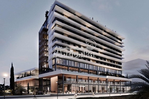 Шикарный двенадцатиэтажный кондо-отель в самом центре туристической Будвы. - фото