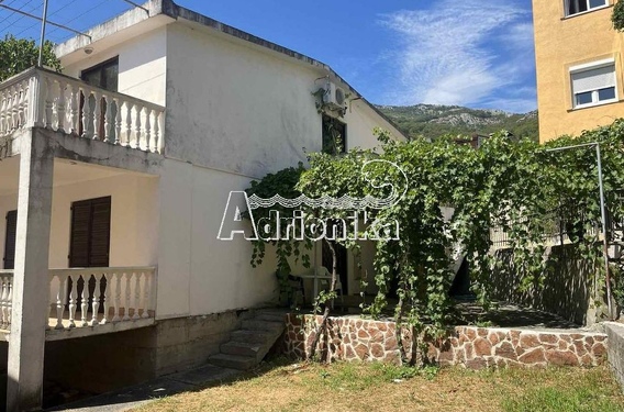 Двухэтажный дом в Бульярице в 800м от моря - фото