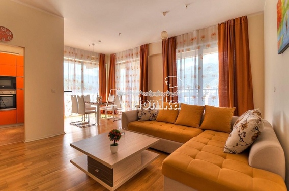 Квартира с двумя спальнями в 300м от моря, Будва - фото