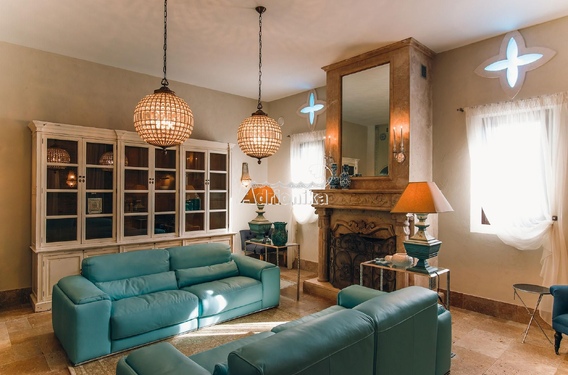 Роскошная каменная вилла в Режевичи, Будва - фото