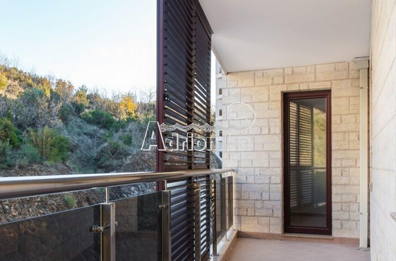 Новая квартира с двумя спальнями в Бечичи - фото