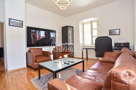 Уникальное предложение в Старом городе Будва! - фото