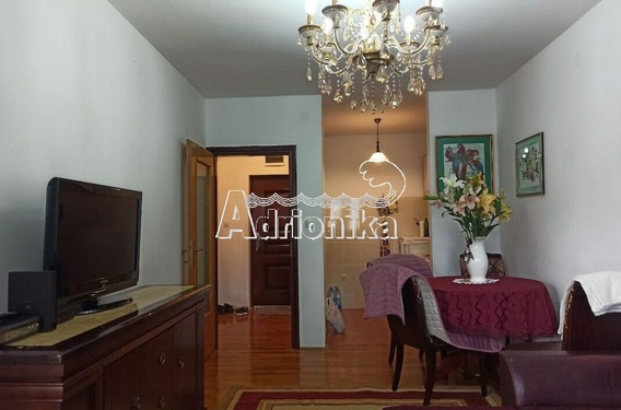 Квартира с одной спальней в Будве, район Бабин До - фото