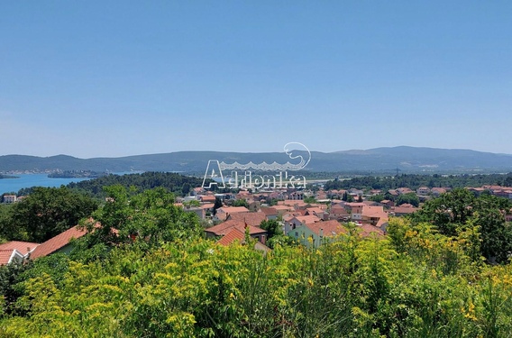 Участок под застройку с прекрасным видом на Тиватский залив, Мрчевац - фото