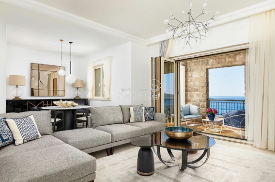 Роскошная двухкомнатная квартира в здании IRIS, Marina Village, Луштица Бэй - фото