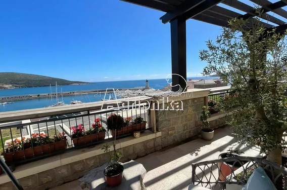 Роскошная квартира с двумя спальнями в лучшем месте, Луштица - фото