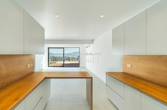 Новый таунхаус с видом на море в Каваче, Бока-Которская бухта - фото