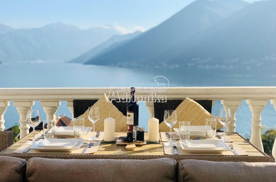 Доброта, Котор, квартира с террасой и панорамным видом на Которский залив - фото