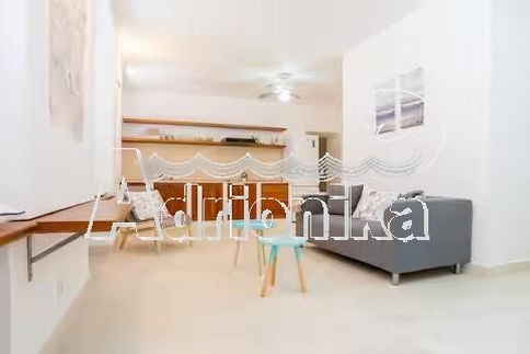 Светлая отремонтированная квартира в Старом городе Котора &ndash; отличное расположение - фото