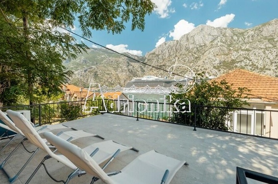 Современная квартира с двумя спальнями на первой линии моря, Муо - фото