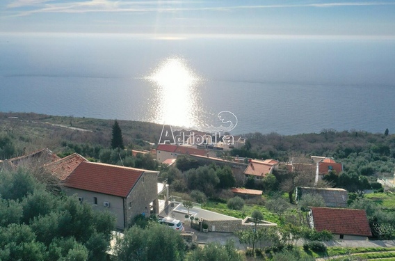 Средиземноморская вилла с бассейном и панорамным видом на море, Режевичи - фото